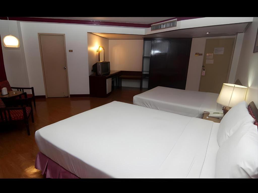 Florida Hotel ハートヤイ エクステリア 写真